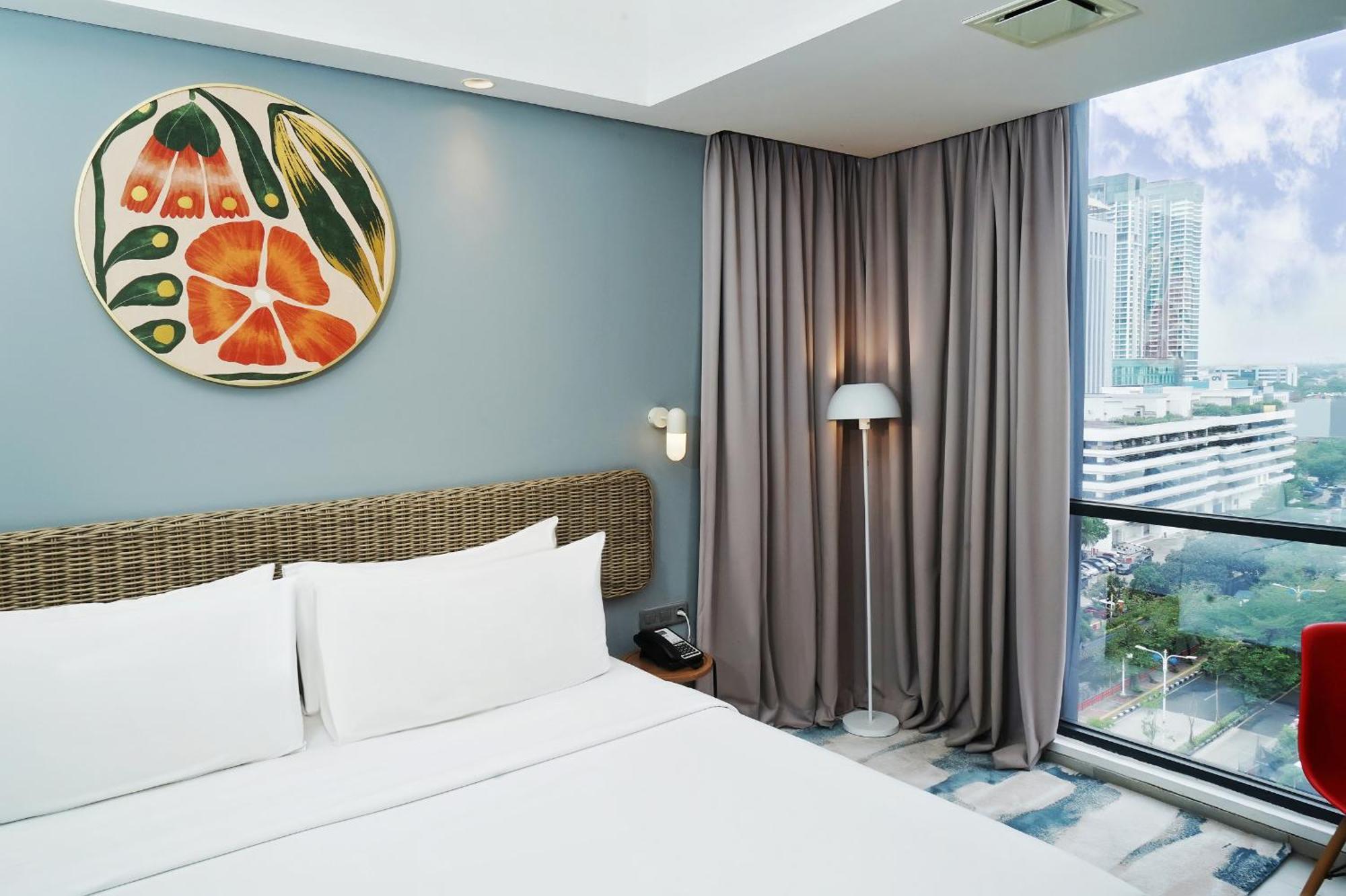 Neo Hotel Puri Indah Giacarta Esterno foto